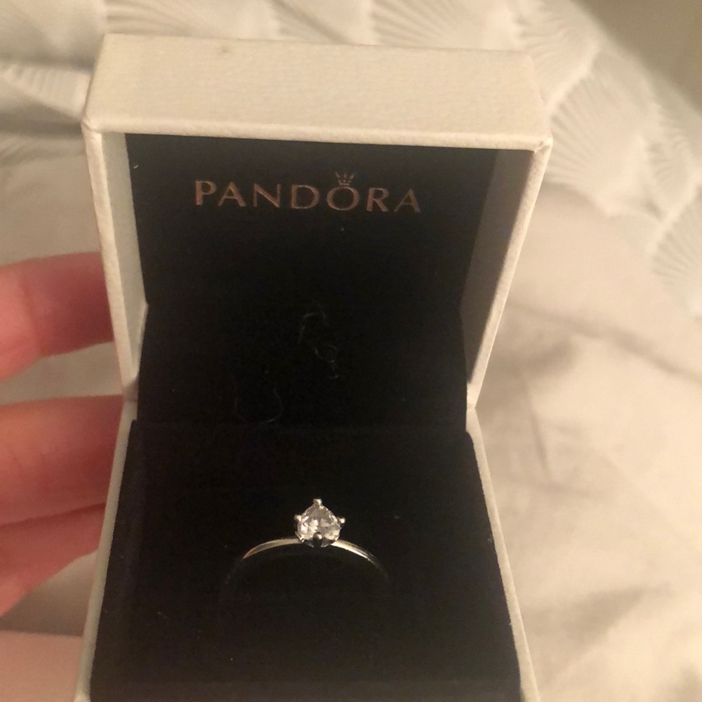 pandora Ring